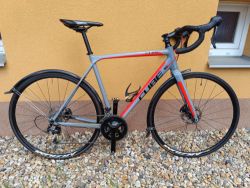Gravel/CX/Endurance Cube Cross Race Pro-velikost 56(Na výšku postyv dle výrobce 174-184 cm)
