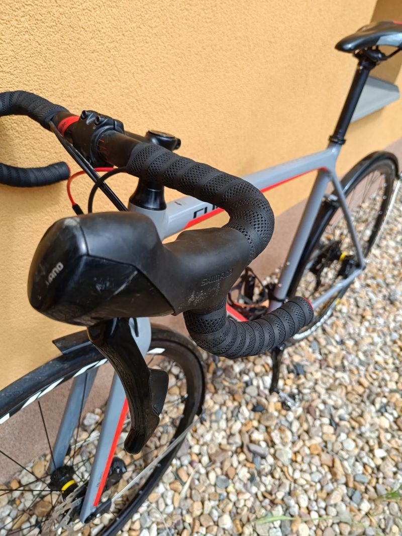 Gravel/CX/Endurance Cube Cross Race Pro-velikost 56(Na výšku postyv dle výrobce 174-184 cm)