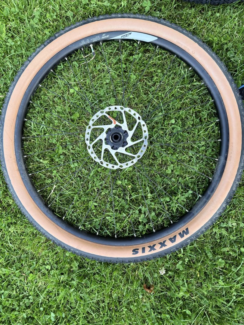 Ryde Rival26 32H 622x26C