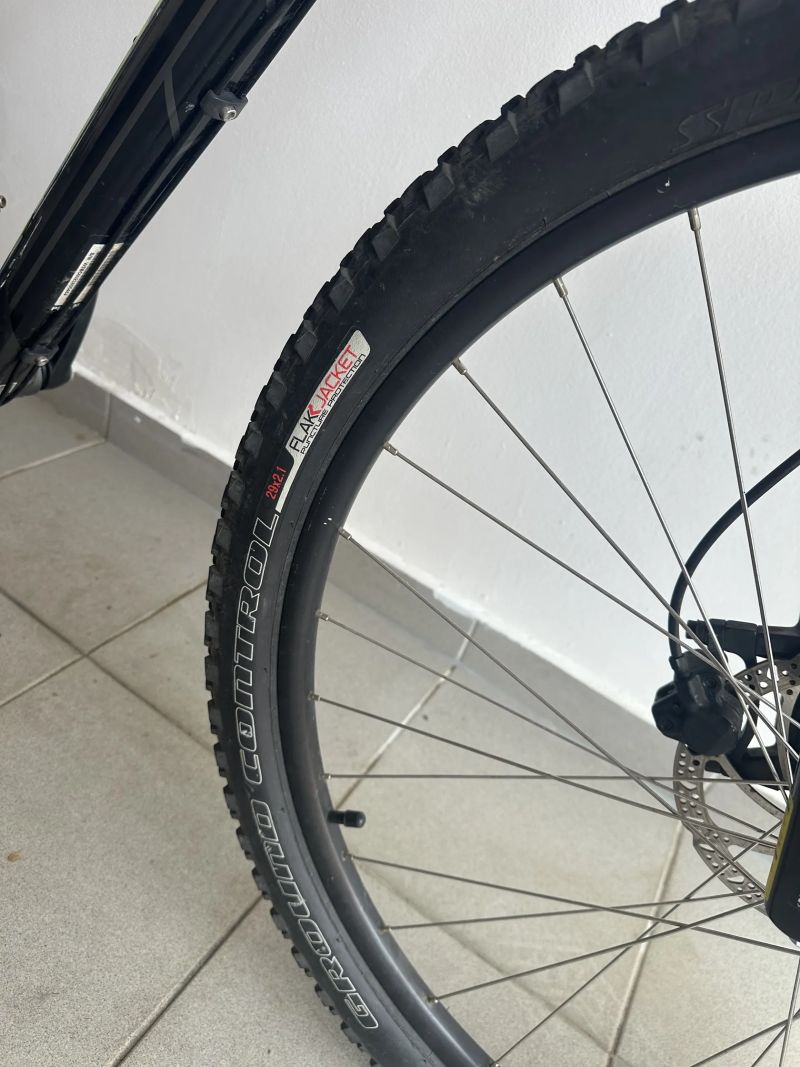 Specialized Rockhopper vel. L
