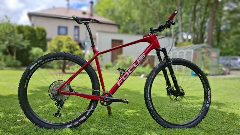 Focus Raven 8.8 Carbon XT