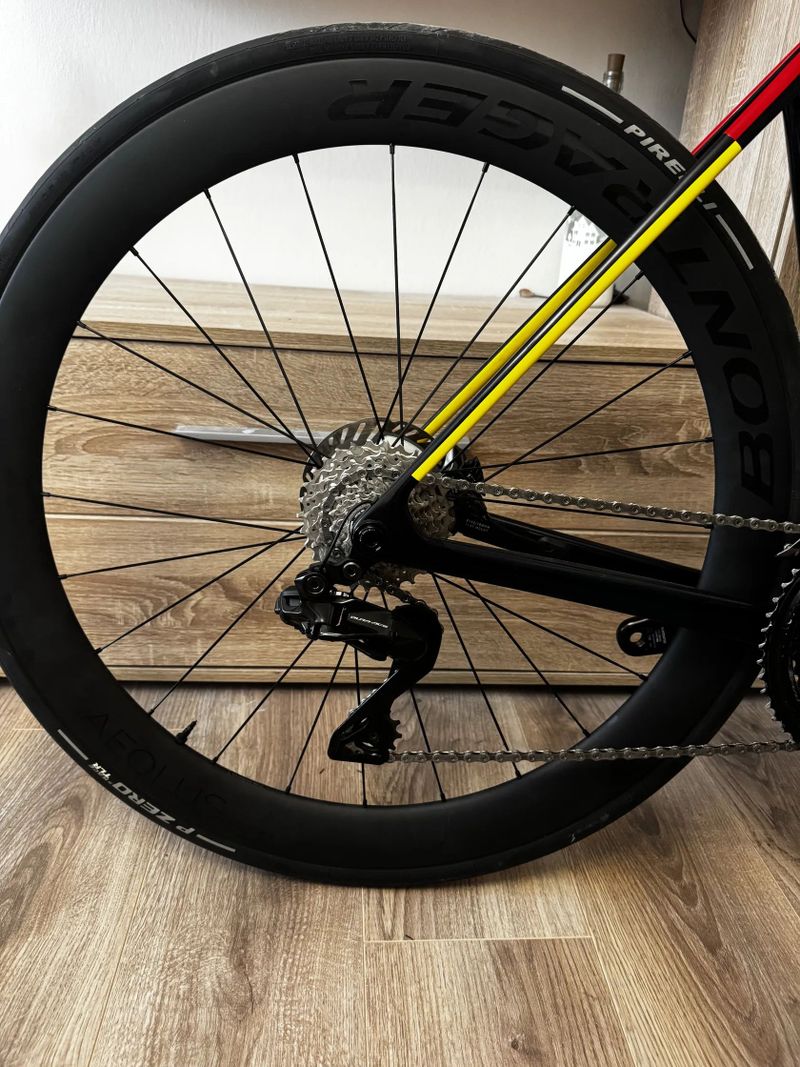 Trek Madone SLR 9 Gen 8, Dura-ace Di2 2x12, vel. M/L