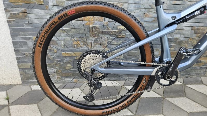 Canyon LUX TRAIL CF8