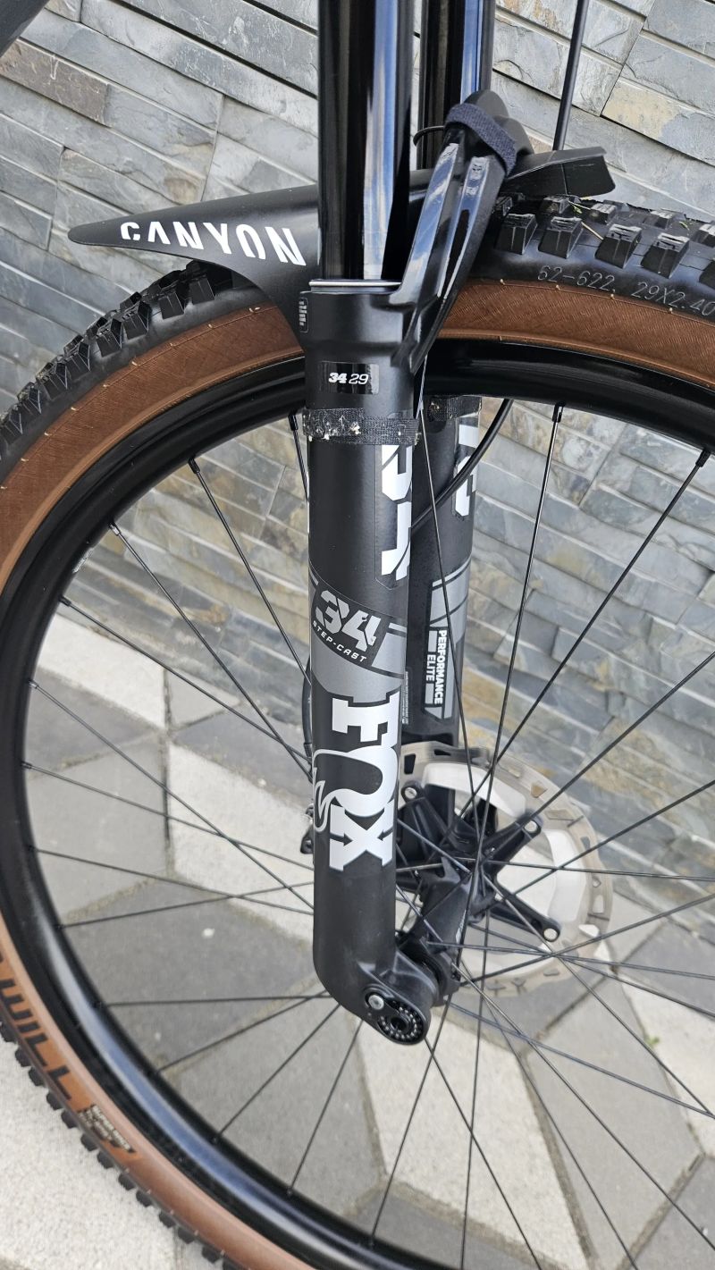 Canyon LUX TRAIL CF8