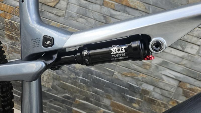 Canyon LUX TRAIL CF8
