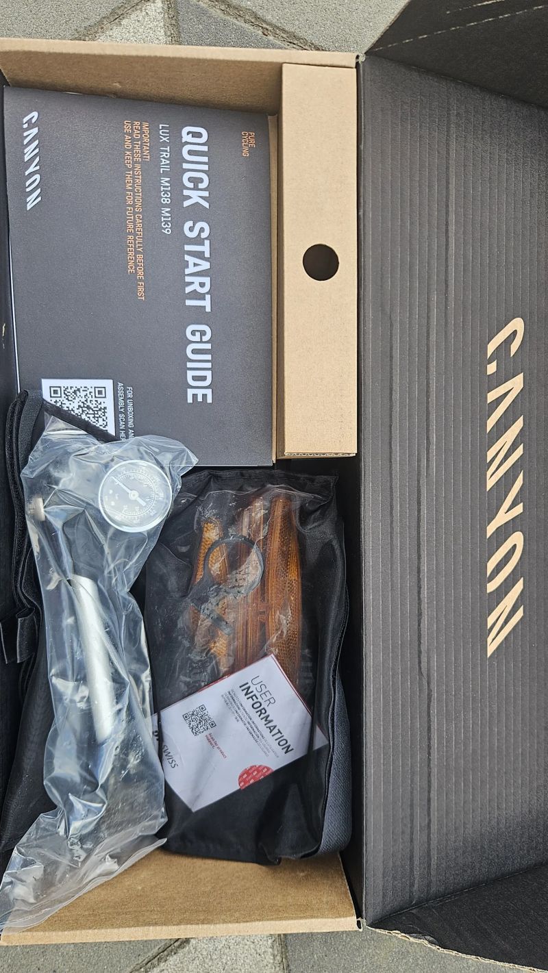 Canyon LUX TRAIL CF8
