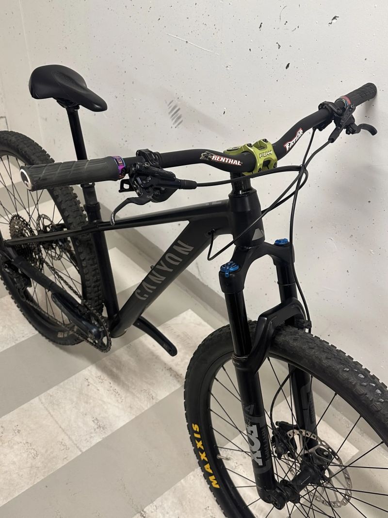 Trail Canyon Stoic - FOX 34, SLX