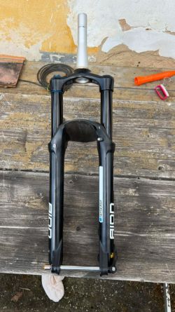 SUNTOUR Vidlice odpr. 29" tapered AION35-Boost RC