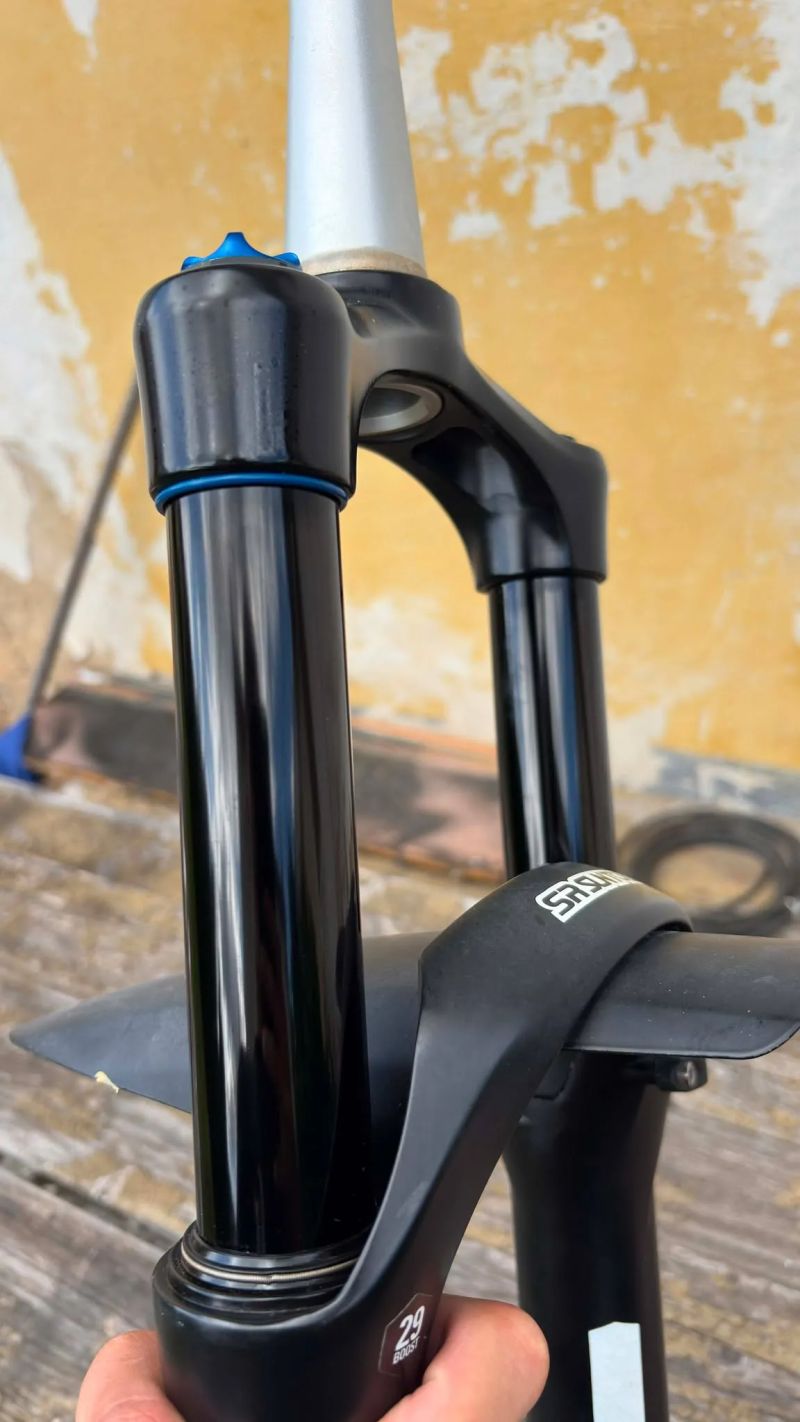 SUNTOUR Vidlice odpr. 29" tapered AION35-Boost RC