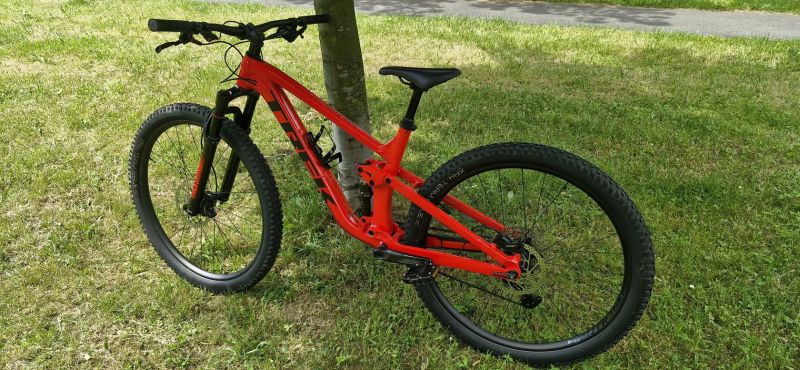 Celoodpružené horské kolo TREK Top Fuel 7 (stav nového kola-najeto jen 300km !!!)