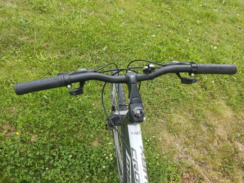 Krosové kolo Merida Crossway 40 (vel. 48 cm / 19")