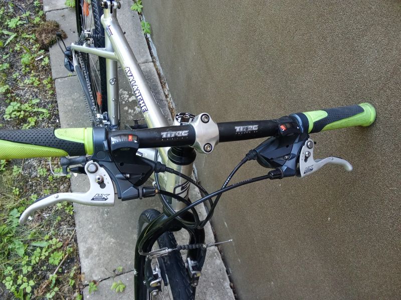 GT Agressor. shimano deore LX. na postavu 150-165 cm