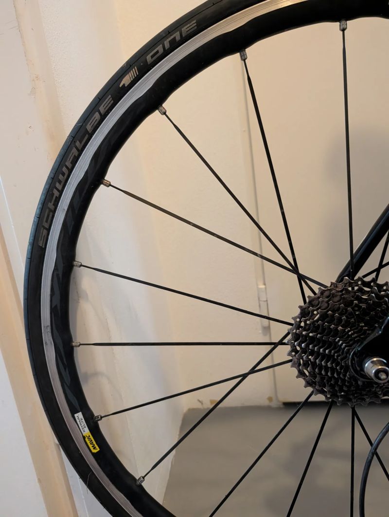 Ghost Race Lector Team/ poškozený rám (sada Ultegra, kola Mavic)