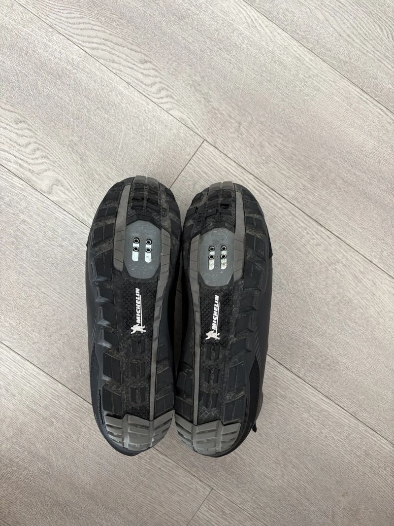 Zimní MTB tretry Shimano SH-MW701 (GORE-TEX) – vel. 47 – STAV NOVÝCH BOT