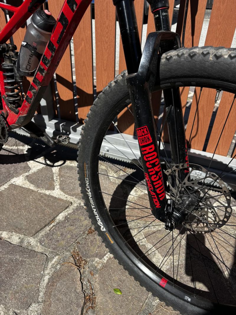 Ghost SLAMR Carbon 29” – vel. XL (185–200 cm) – 36 000 Kč