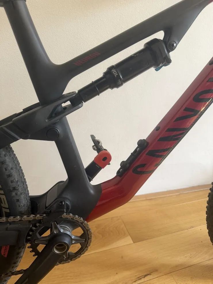  Canyon Neuron CF 8 (2023/2024) – Karbon, Velikost L,
