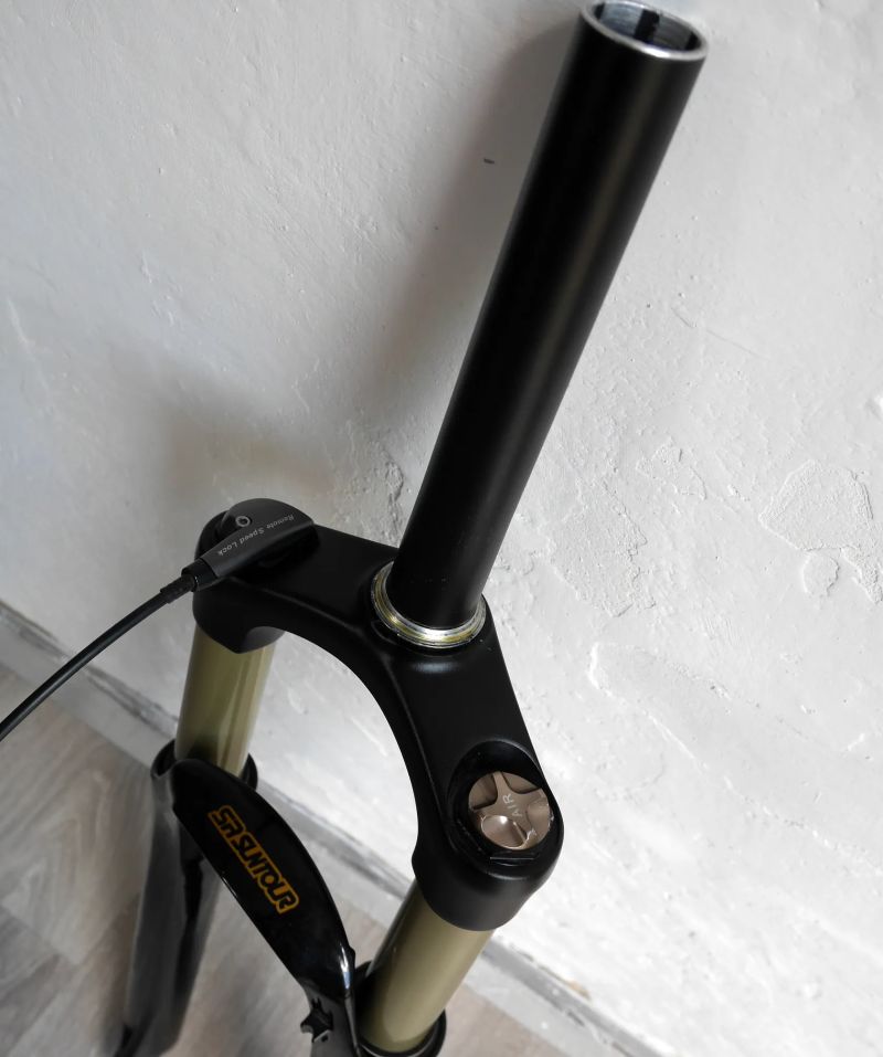 SR Suntour Epicon X2 air 26