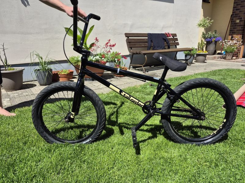 Freestyle BMX Tall Order 2022 Flair Gross Black 20.6" TT+ chrániče