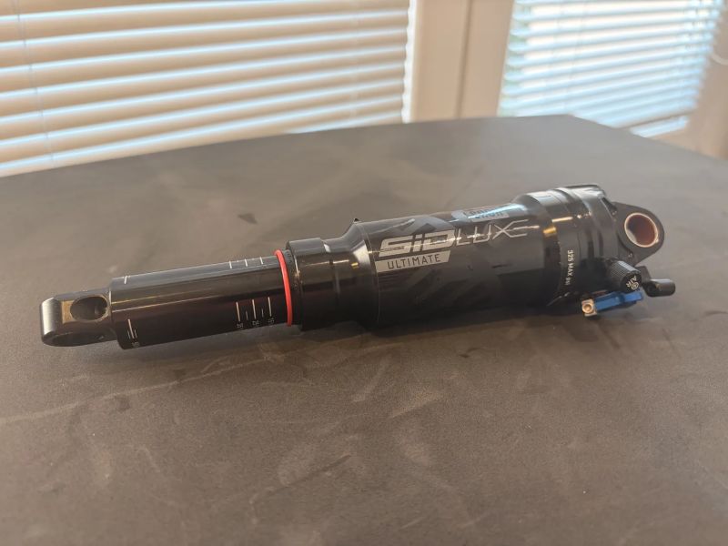 Tlumič Rock Shox SID Luxe