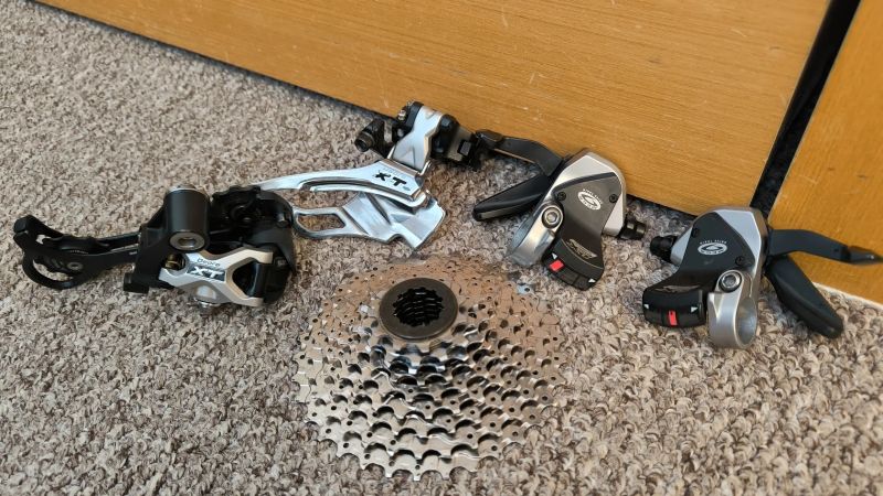 Shimano XT/LX 3x9 sada