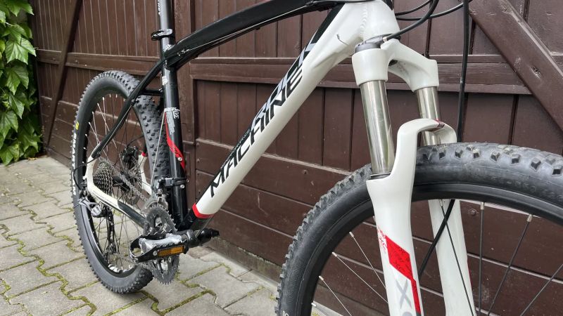 Horské kolo Rock Machine Flash velikost rámu 19,5"