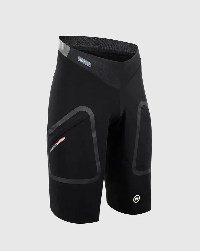 Assos