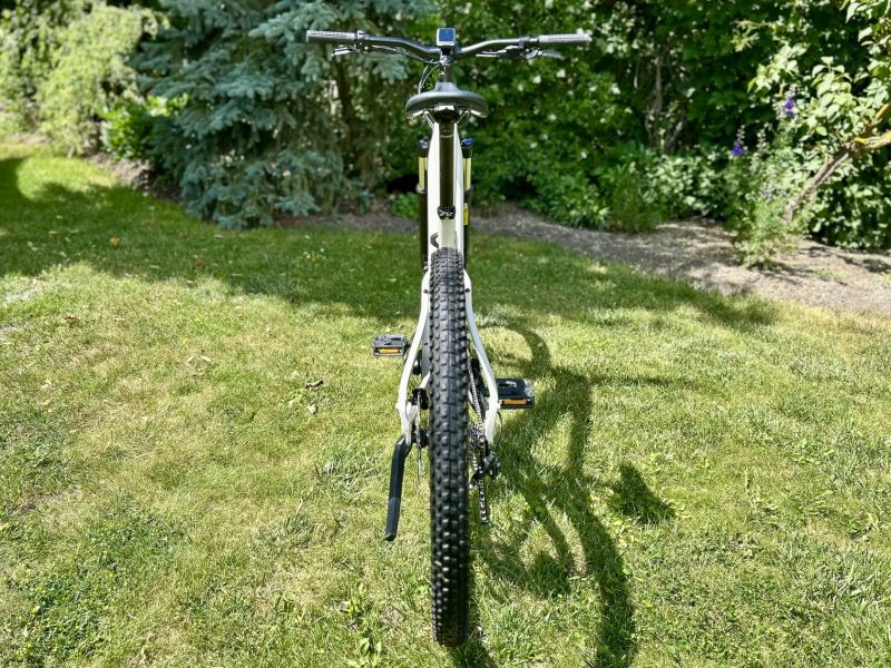 Specialized Turbo Tero 3.0 - 1 300 km Super stav!