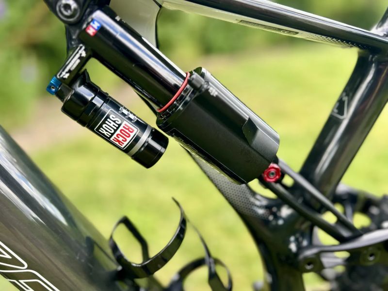 Specialized Turbo Levo SL Expert Carbon - Super stav