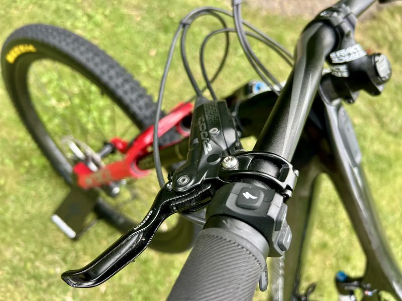 Specialized Turbo Levo SL Expert Carbon - Super stav