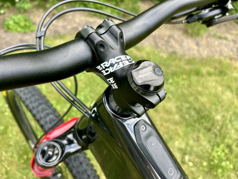 Specialized Turbo Levo SL Expert Carbon - Super stav