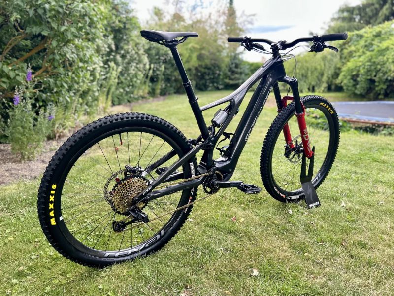 Specialized Turbo Levo SL Expert Carbon - Super stav