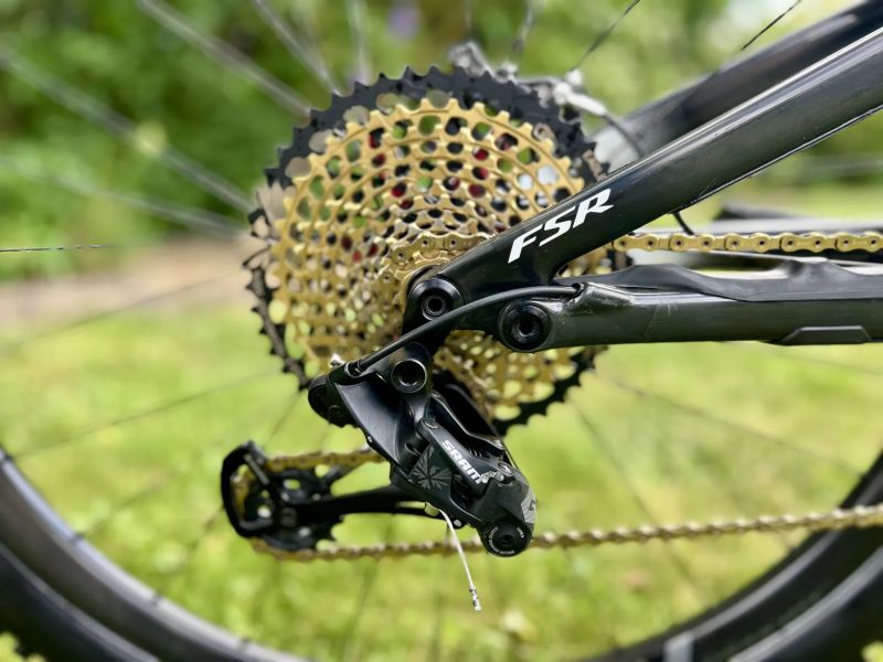 Specialized Turbo Levo SL Expert Carbon - Super stav