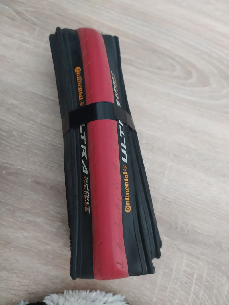 Continental Ultra Sport 700×23c 2ks=350