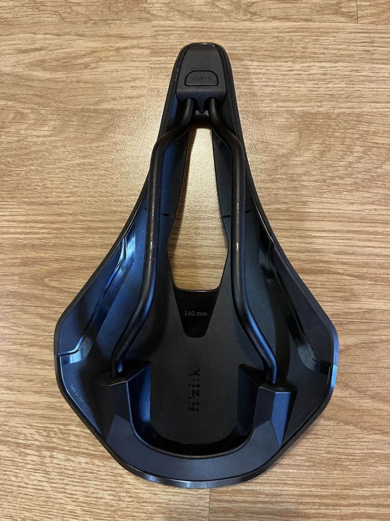Fizik Vento Argo R5 140mm
