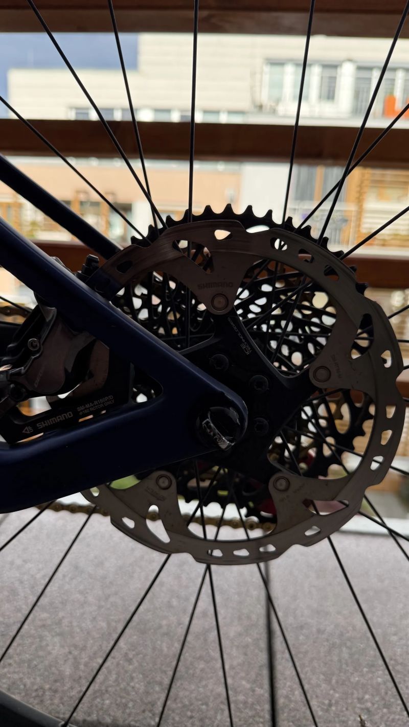 Canyon Lux CF