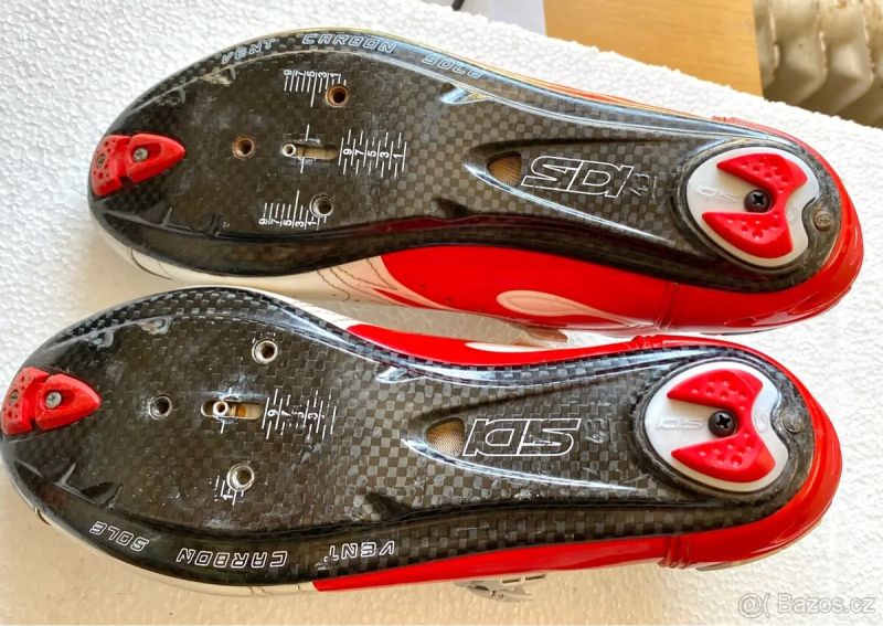 Sidi Wire carbon vel.43 - silniční 