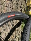 Gravel zapletená kola 28" (700c) + NOVÉ pláště Vittoria 38m
