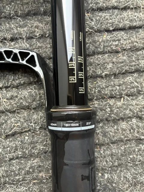 Rock Shox lyrik , Psylo 160mm 29", Revelation 27.5"