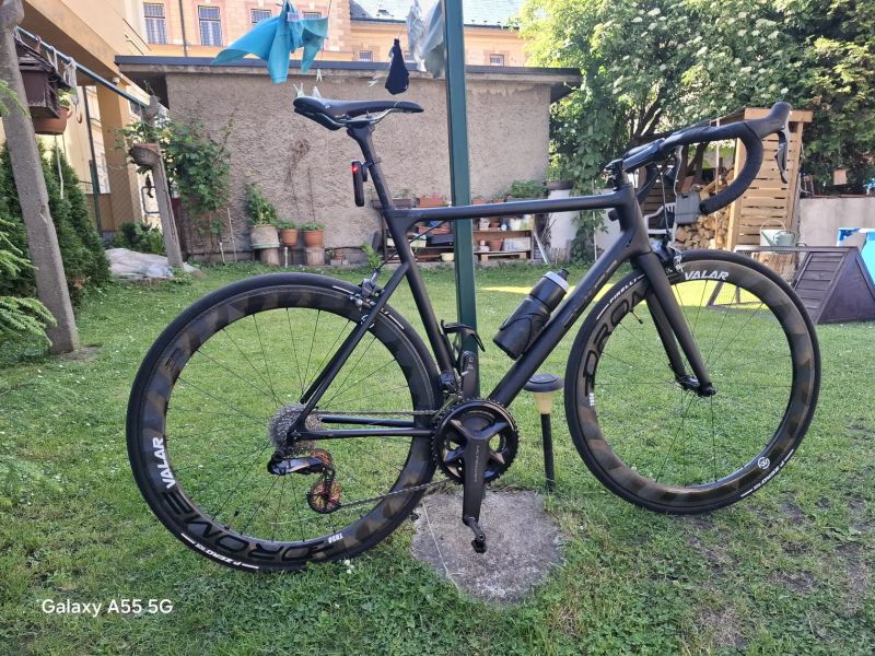 Custom Build - Ultegra Di2 - 7,3kg, 2x12 - najeto 1000km