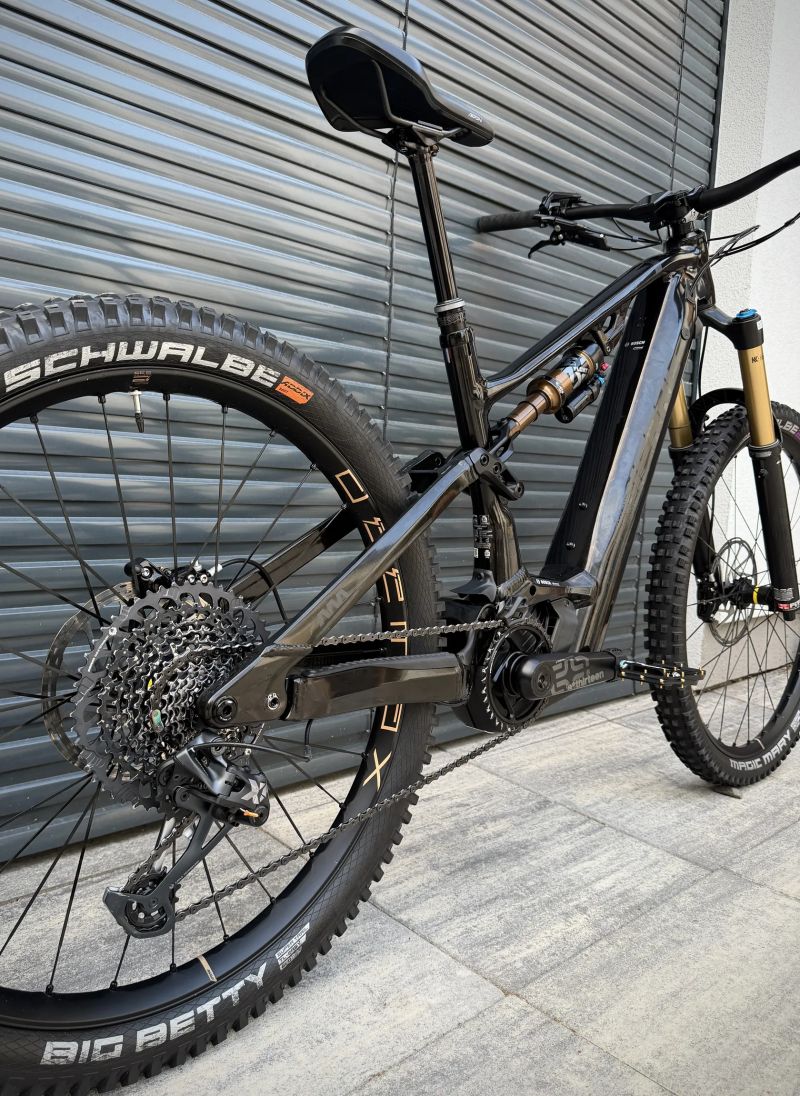 Lapierre Overvolt AM 9.7 2023 – vel. M, Bosch CX 750Wh 