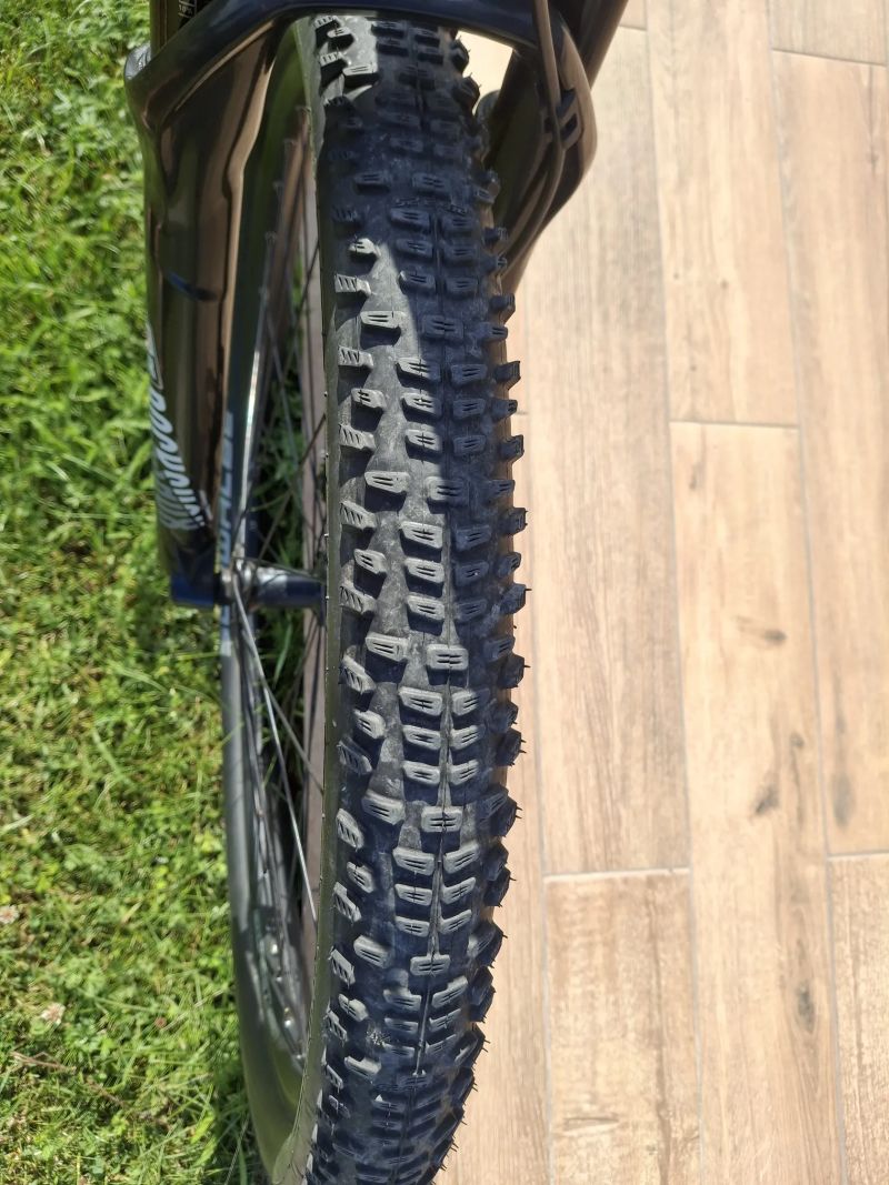 PELLS DUKE 3 – grey / dobrý stav / XT brzdy / Reba