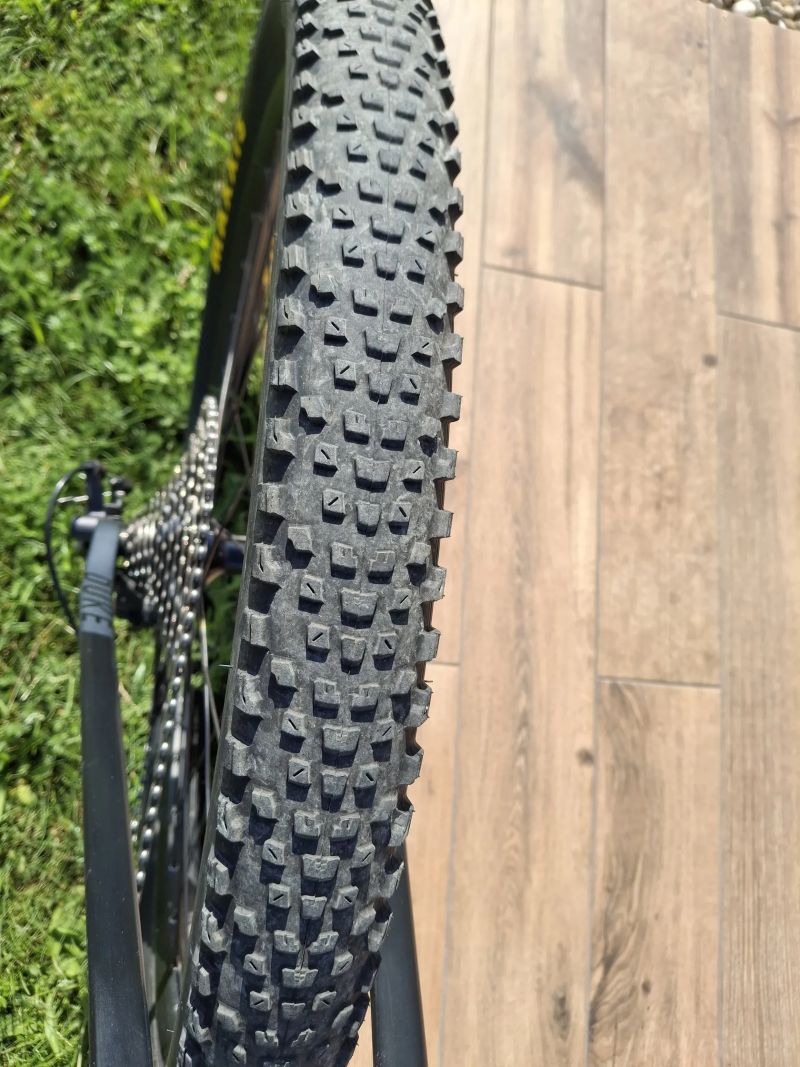 PELLS DUKE 3 – grey / dobrý stav / XT brzdy / Reba