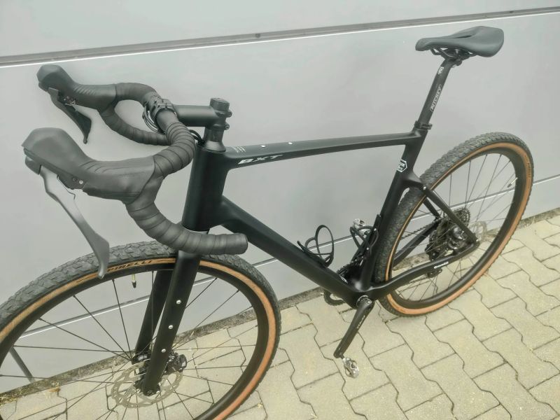 Gravel BXT carbon GRX 1x12