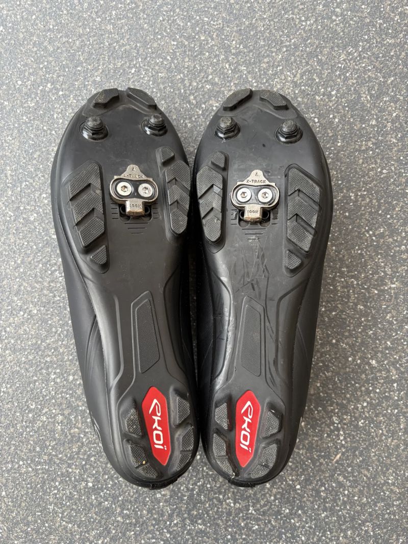 MTB tretry EKOI XC R4 – velikost 44