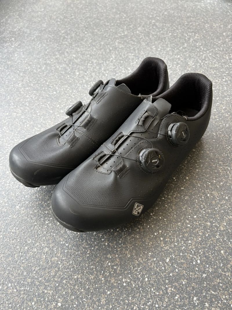 MTB tretry EKOI XC R4 – velikost 44