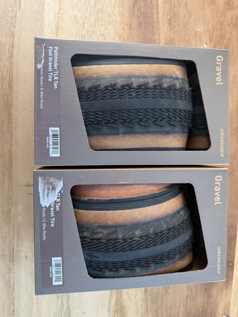 Specialized Pathfinder Pro 700c 42c 2ks