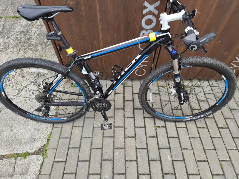 Trek Cobia