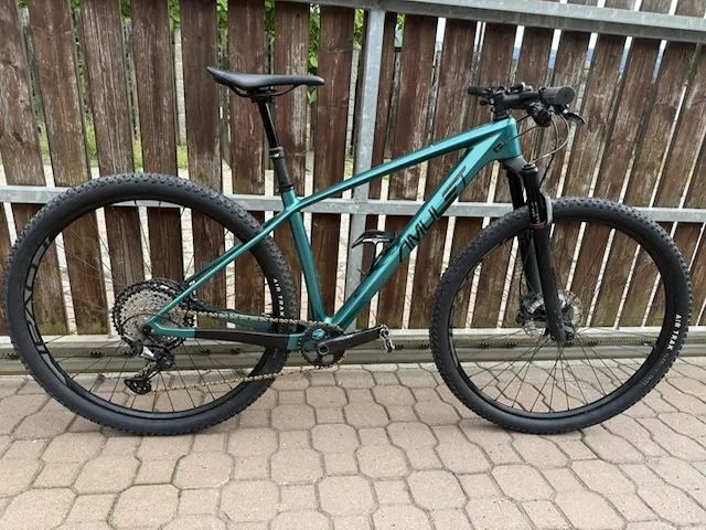 Amulet carbon