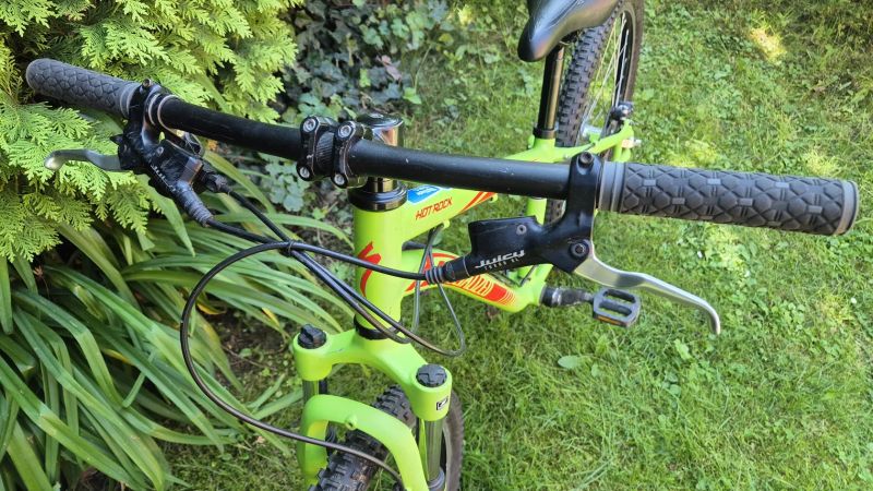 Specialized Hotrock 24