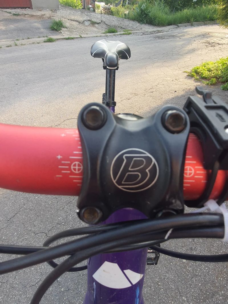 Canyon Torque fr + specialized fuse 2.0 bmx zdarma(z prasknout zadní gumou)